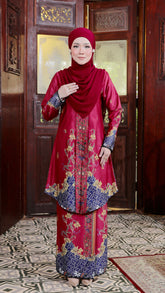 Kebaya Seroja